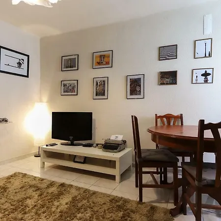 Typical Santa Marta By Homing Daire